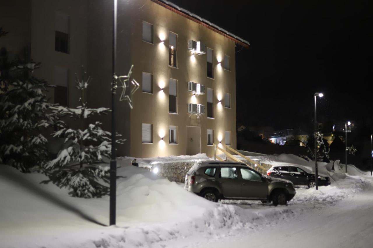 Apartmani Zabljak Hills Exterior foto